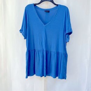 Lane Bryant blue babydoll T-shirt size 14/16